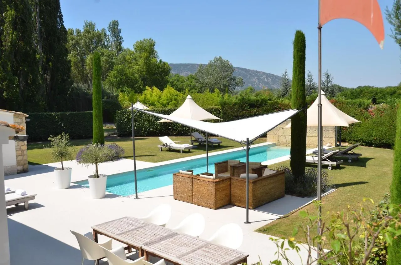 Maison Bertuli Oliviers Aircon, Heated Saltwater Pool, 2 Bedrooms contacts