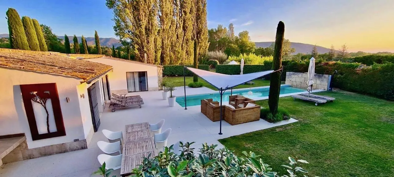 Maison Bertuli Oliviers Aircon, Heated Saltwater Pool, 2 Bedrooms Oppede Villa