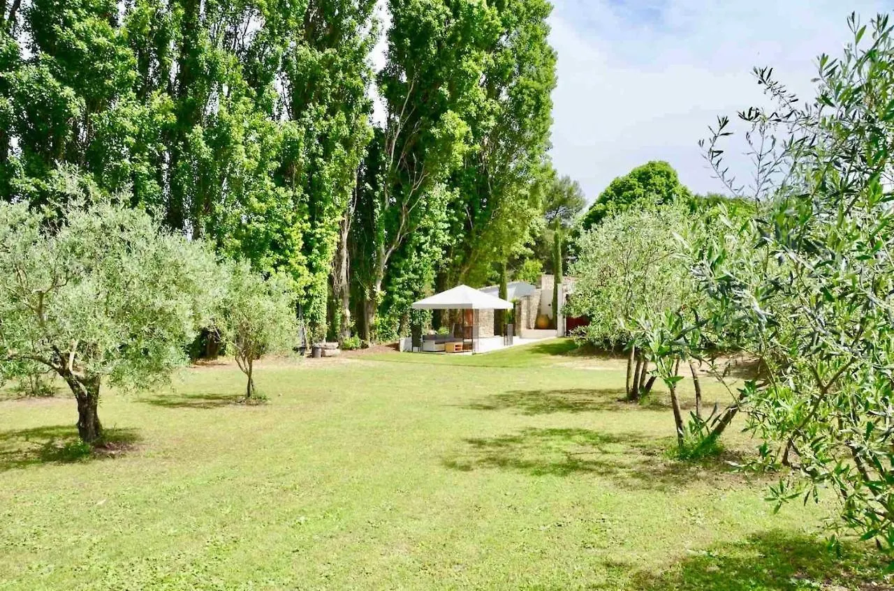 Maison Bertuli Oliviers Aircon, Heated Saltwater Pool, 2 Bedrooms Oppede Villa